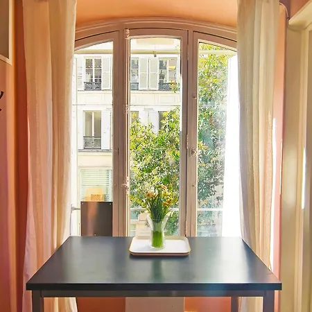 Apartment Bright 1br In *