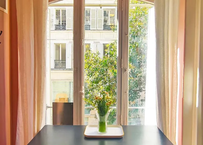 Διαμέρισμα Bright 1br In *