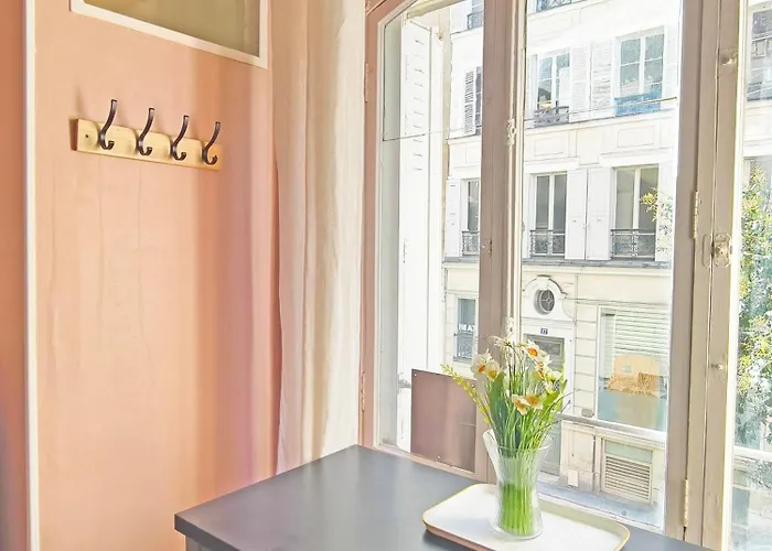 Bright 1br In