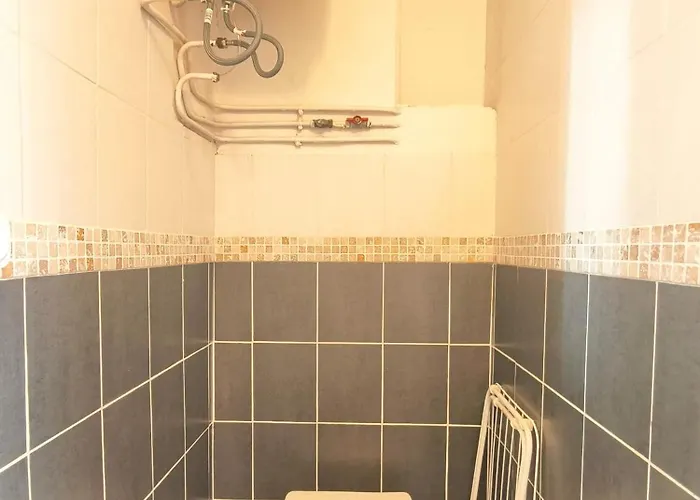 Bright 1br In Παρίσι